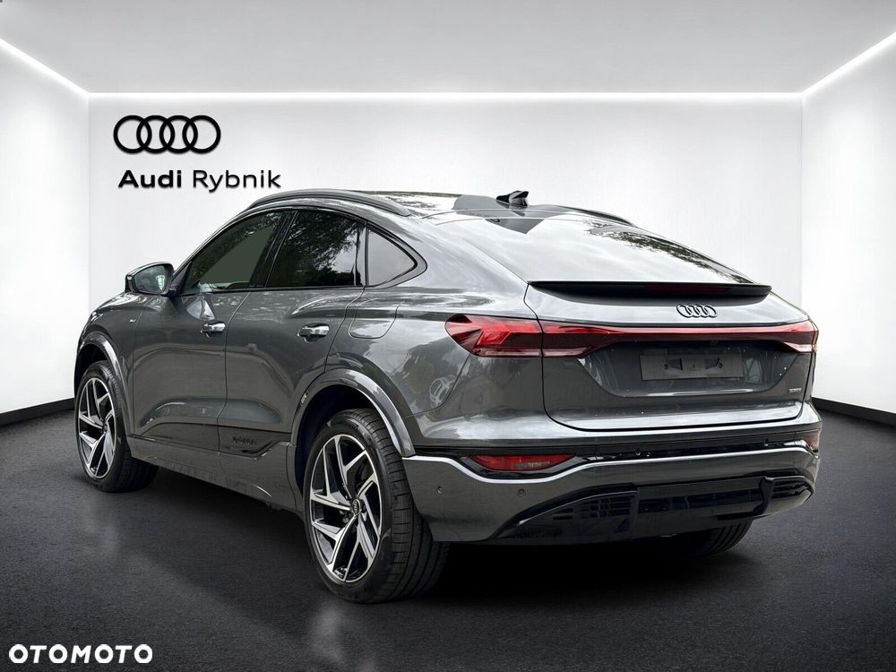 Audi Q6 e-tron - 4