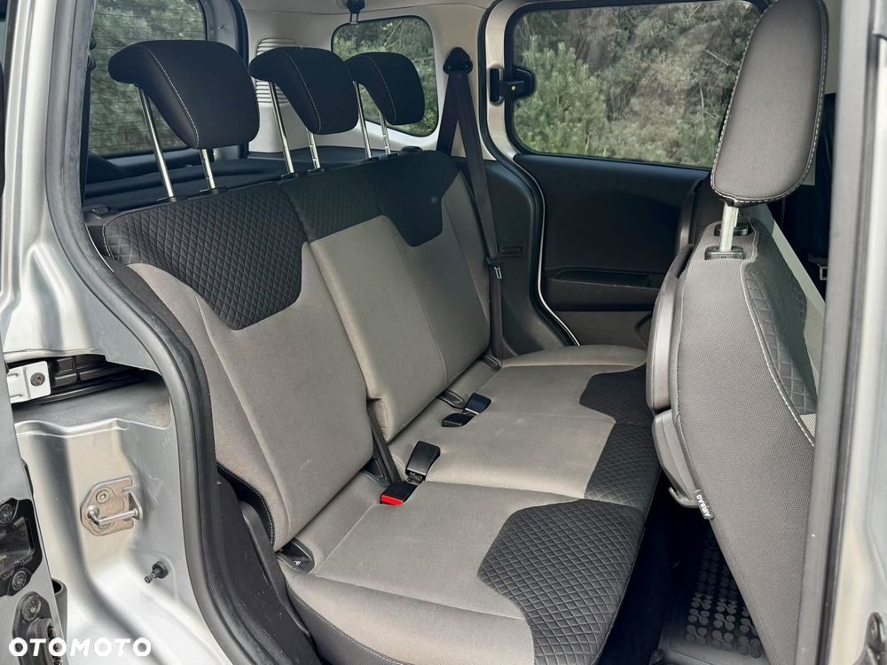 Ford Tourneo Courier 1.5 TDCi Titanium - 7