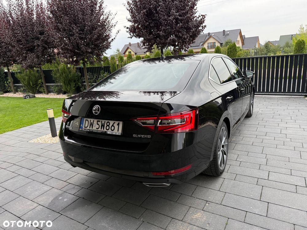 Skoda Superb 1.8 TSI L&K DSG - 6