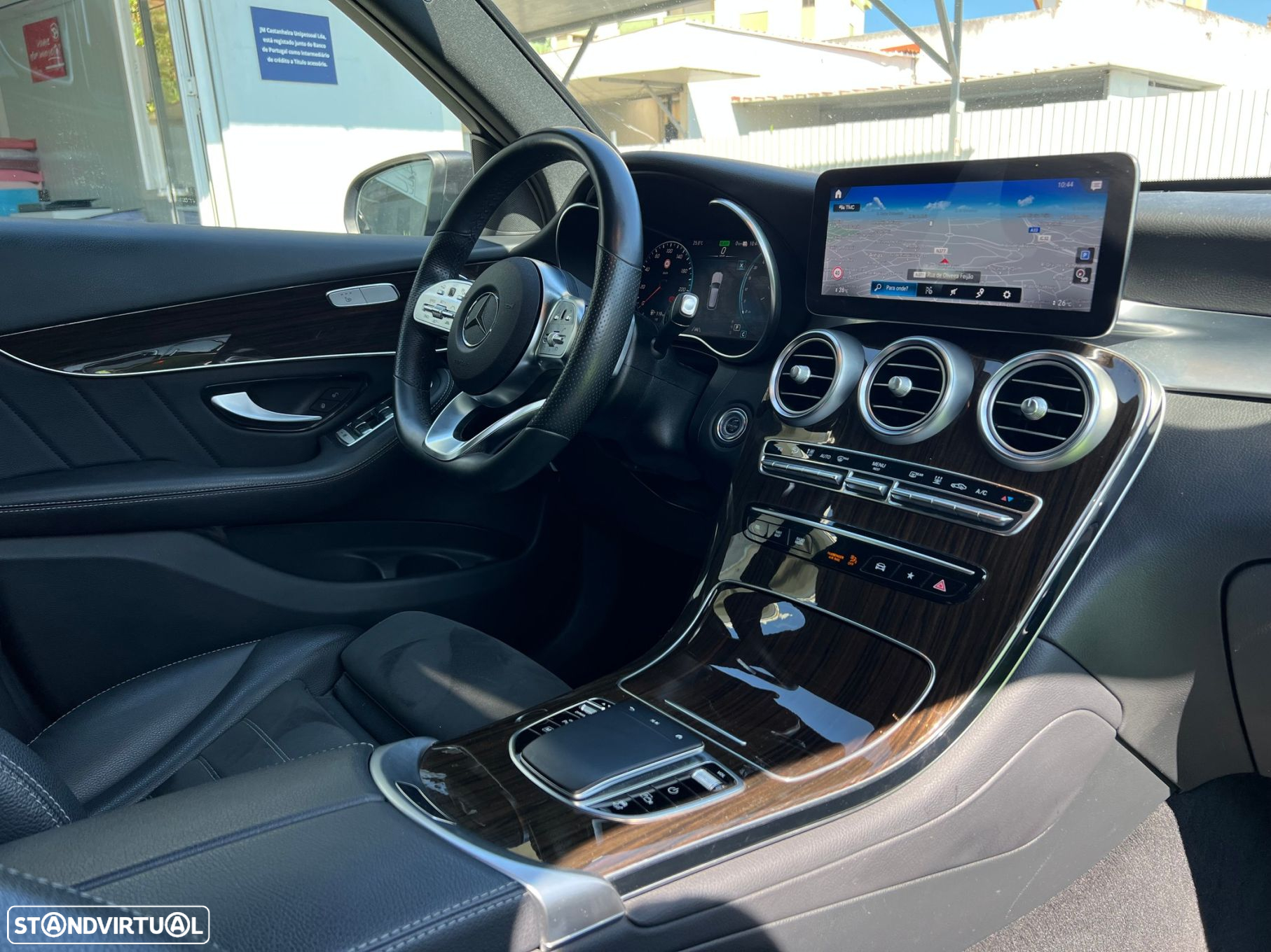 Mercedes-Benz GLC 300 de 4Matic - 9