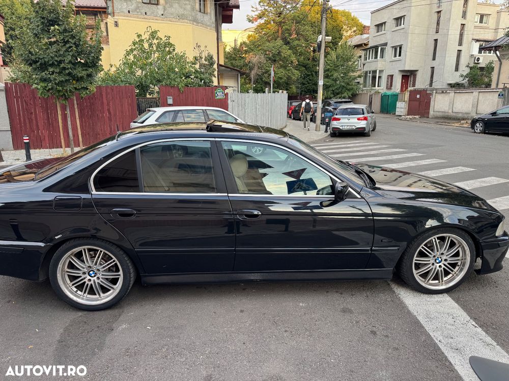 BMW Seria 5 525dA - 3