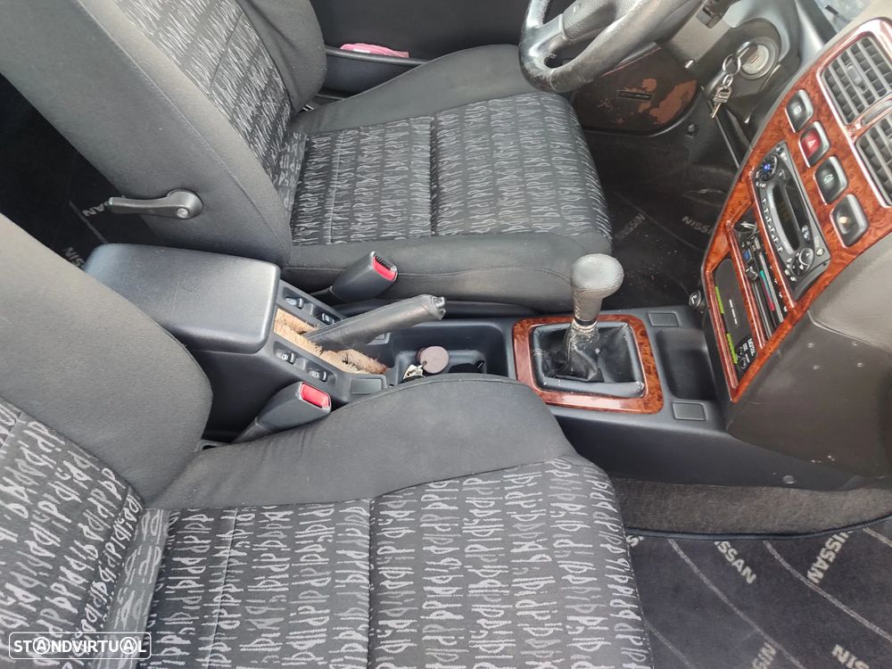 Nissan Primera Sedan 2.0-16 GT - 21