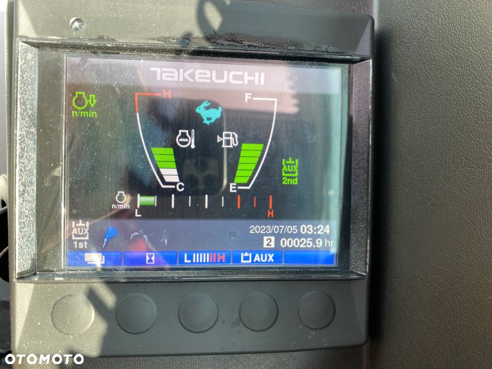 Takeuchi TB 235-2 V3 - 4