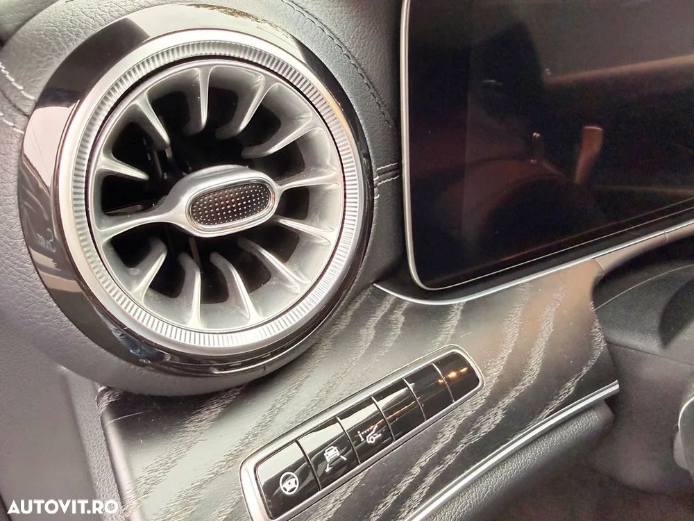 Mercedes-Benz E 220 d Coupe 9G-TRONIC AMG Line - 32