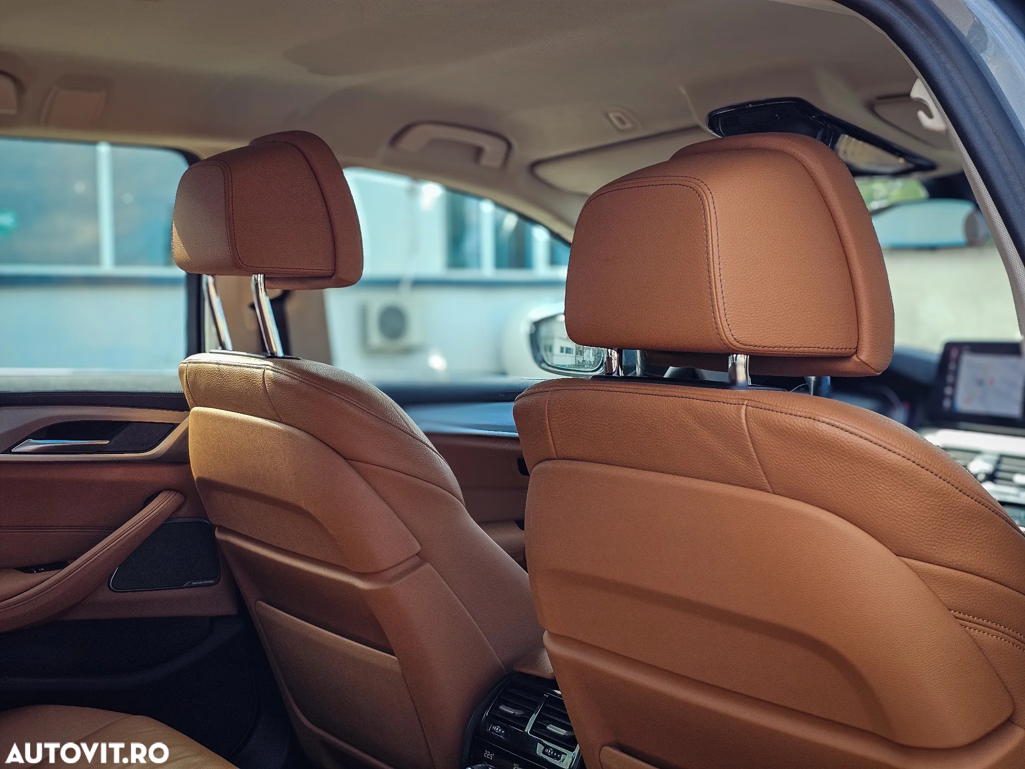 BMW Seria 5 520d xDrive Touring Aut. Luxury Line - 26