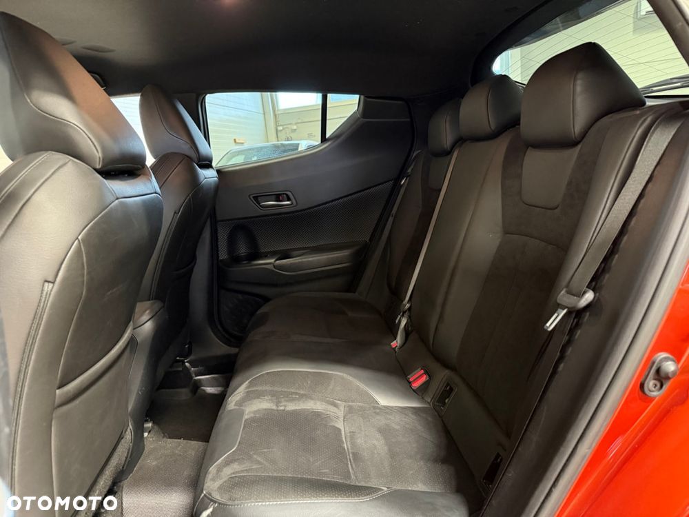 Toyota C-HR Lounge - 27