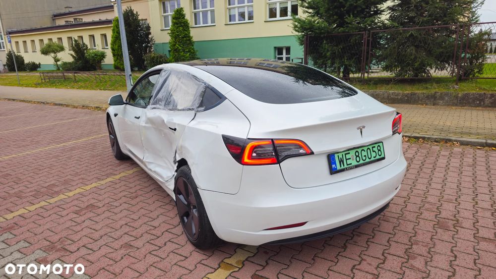 Tesla Model 3 Long Range RWD - 11