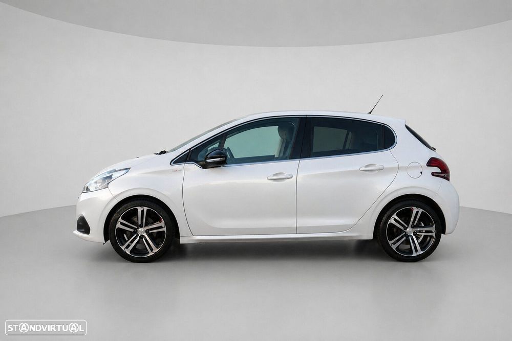 Peugeot 208 1.2 PureTech GT Line - 3