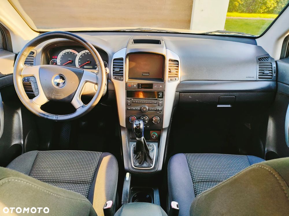 Chevrolet Captiva 2.4 2WD 7 Sitzer LS - 12