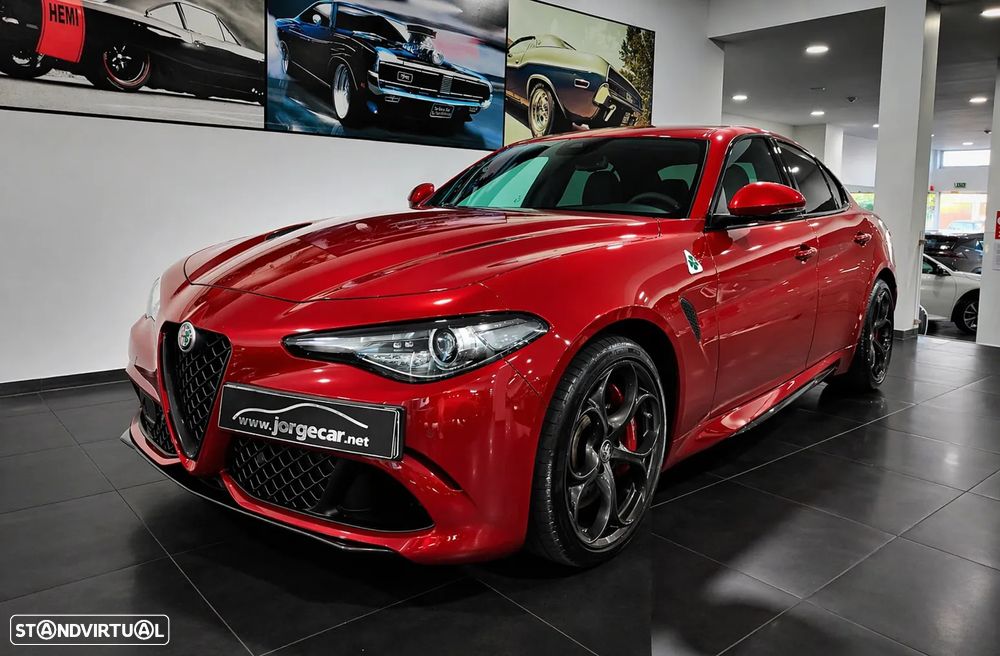 Alfa Romeo Giulia 2.9 Bi-Turbo Quadrifoglio AT8 - 1