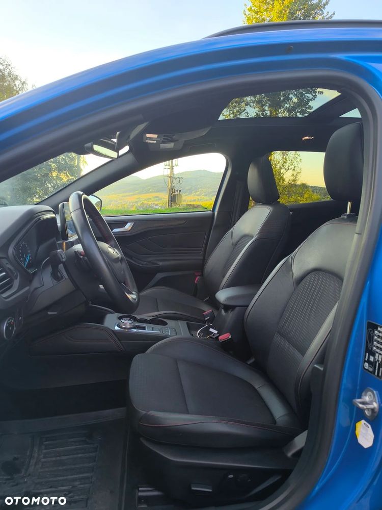 Ford Focus 2.0 TDCi ST-Line Black ASS PowerShift - 13