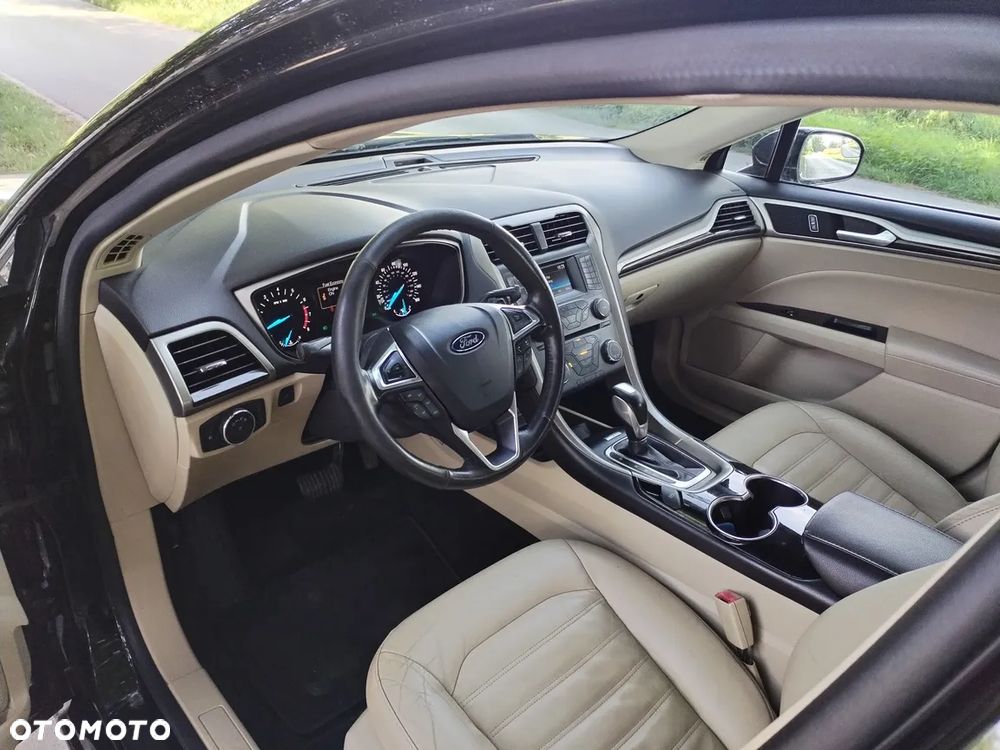 Ford Mondeo 2.0 EcoBoost STart-Stopp Autom Vignale - 9