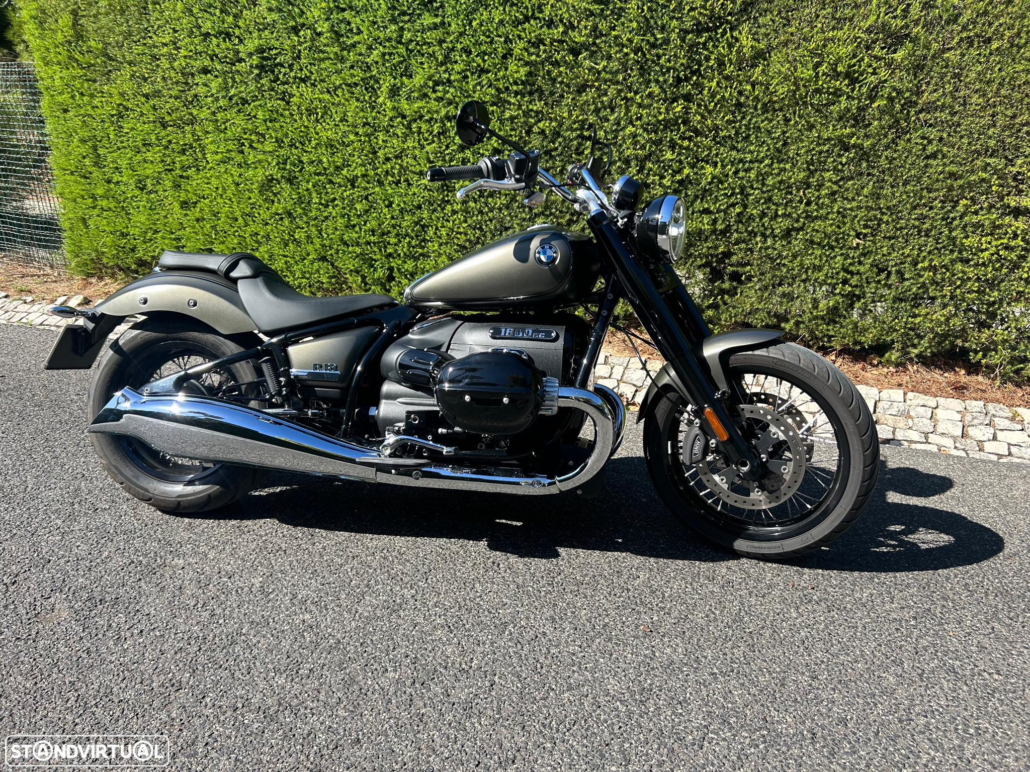 BMW R 18 - 12