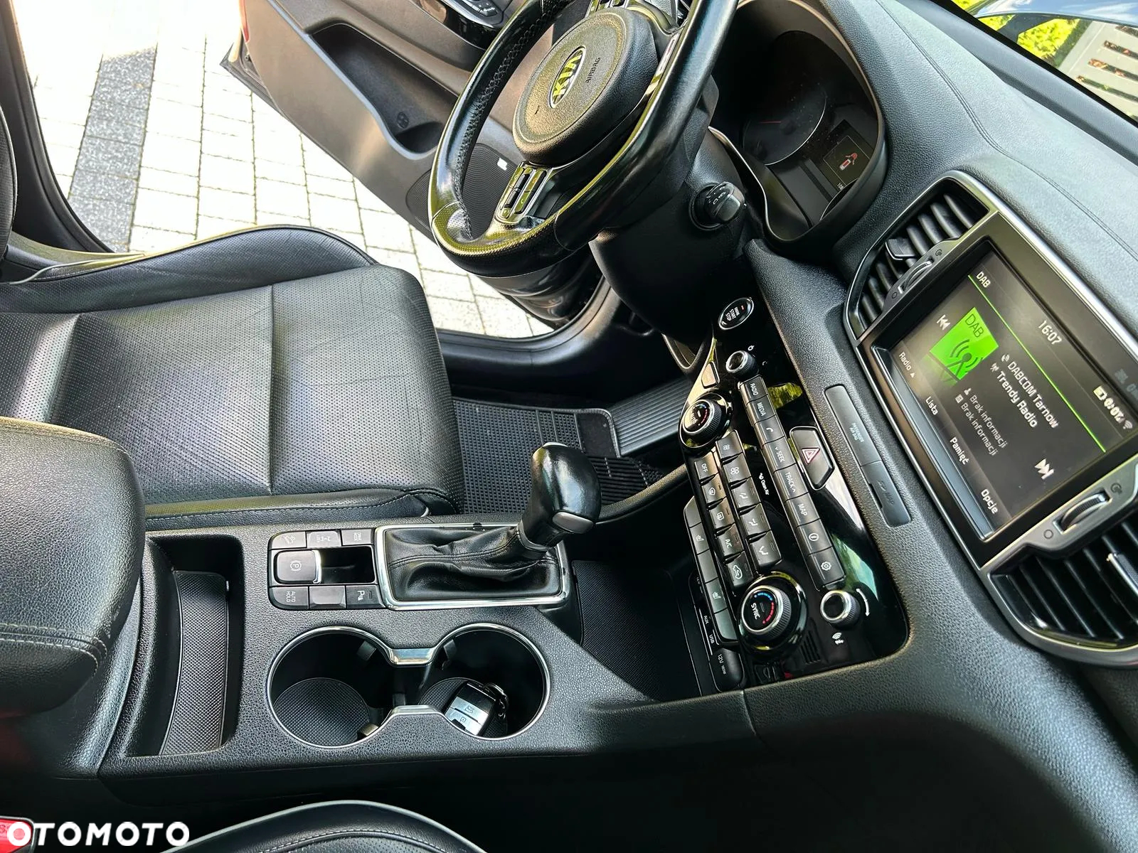 Kia Sportage 2,0 CRDI AWD GT Line - 39