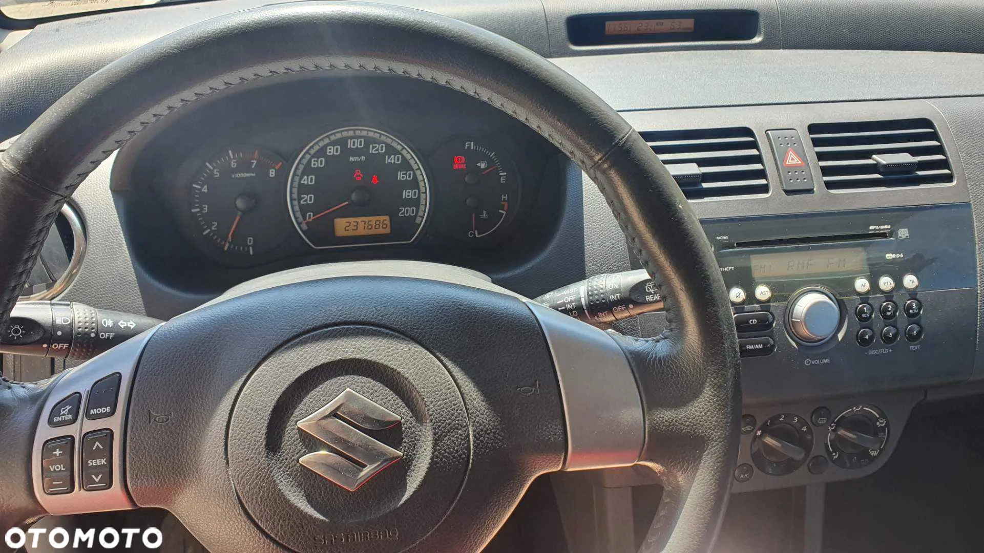 Suzuki Swift 1.3 Comfort - 10
