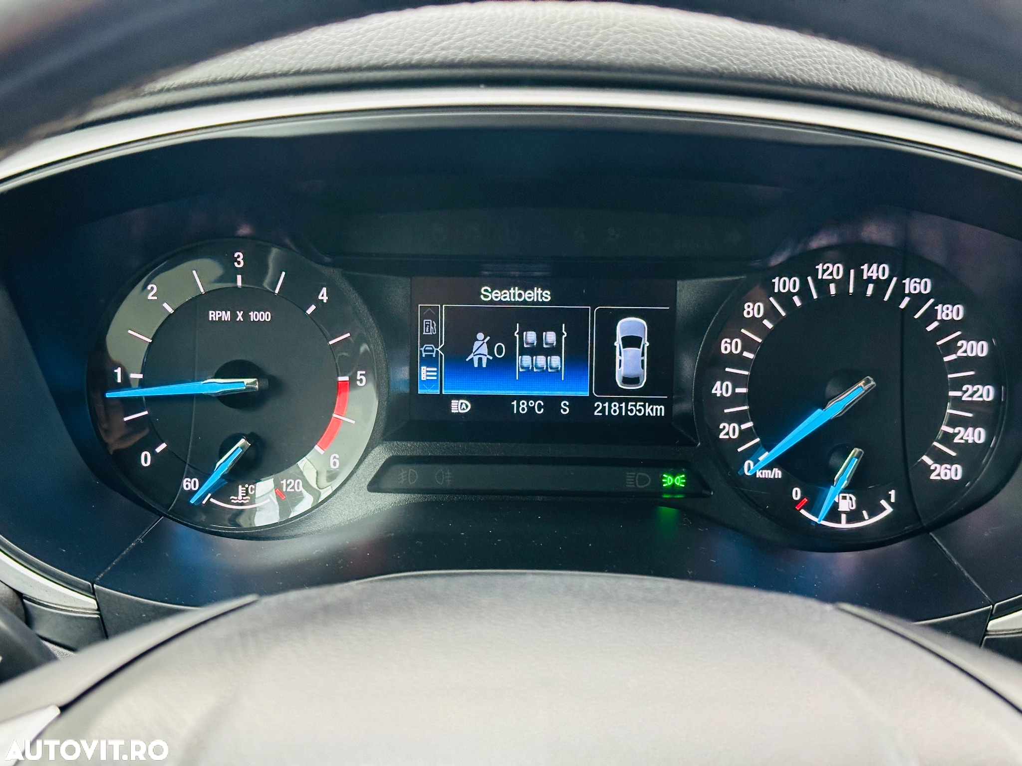 Ford Mondeo - 28