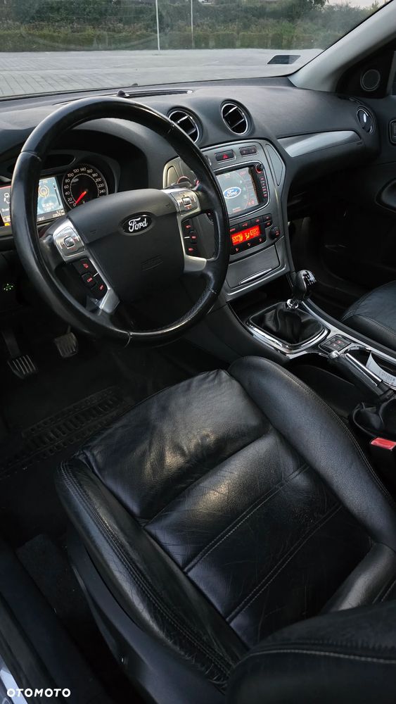 Ford Mondeo Turnier 2.5 Titanium X - 20