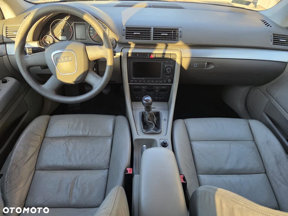 Audi A4 Avant 2.0 TDI - 5