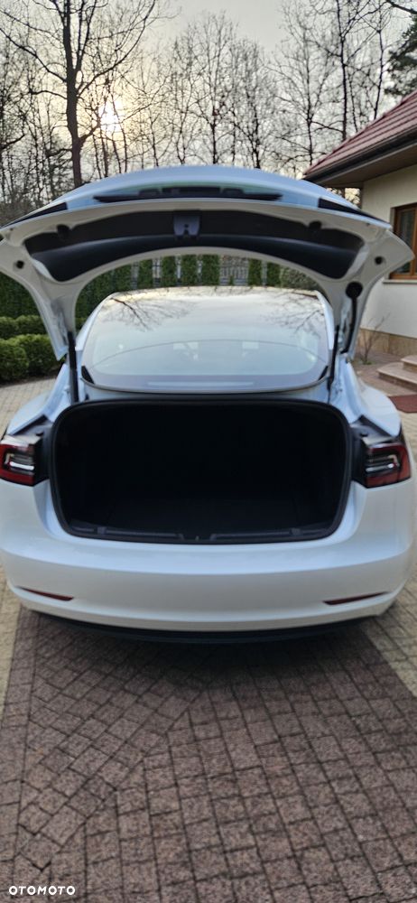 Tesla Model 3 - 22