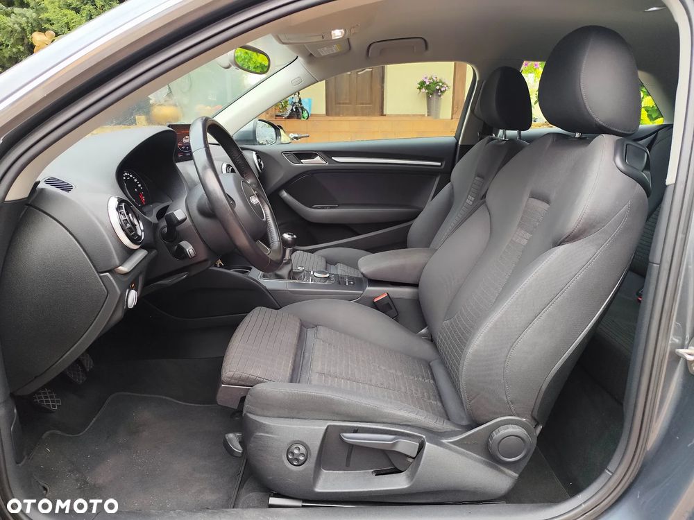 Audi A3 3-drzwiowe 1.4 TFSI Ambiente - 9