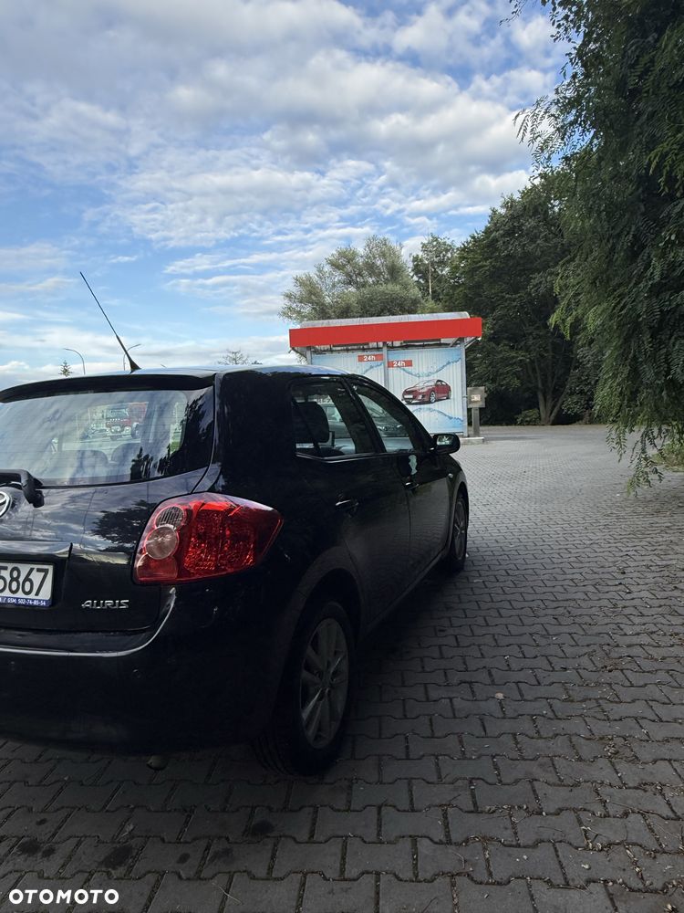 Toyota Auris - 3