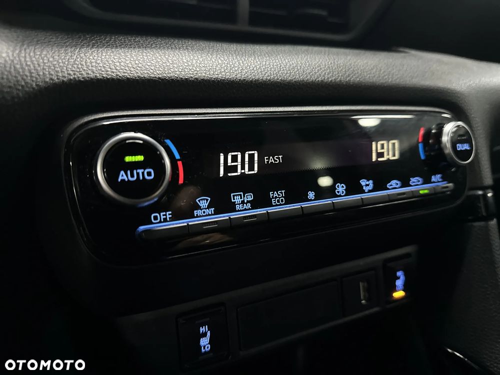 Toyota Yaris Hybrid 1.5 Selection Style - 25