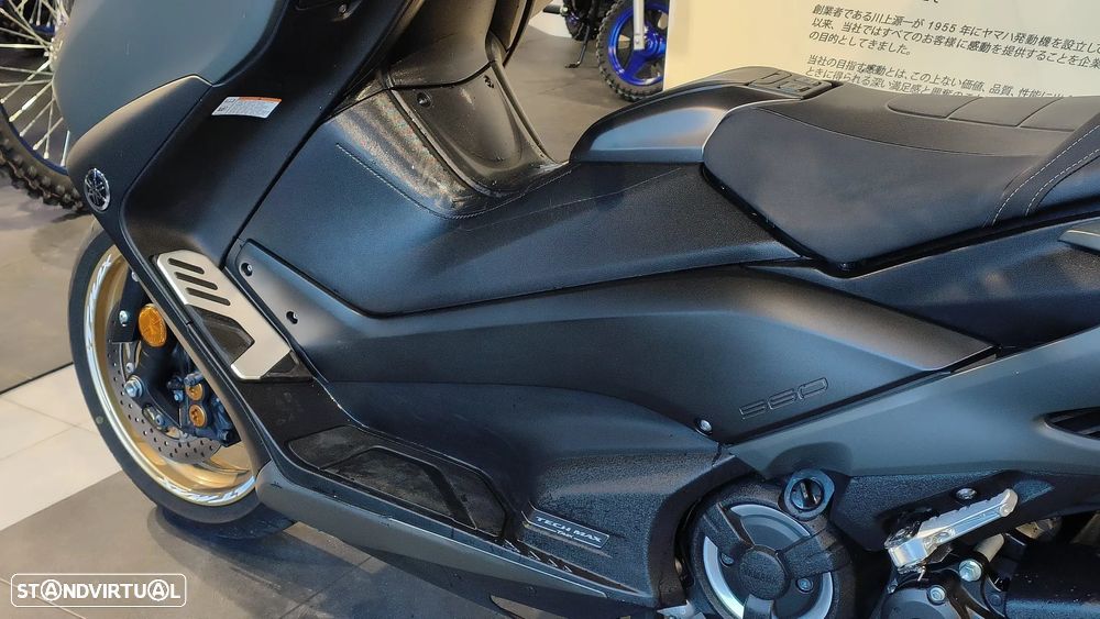 Yamaha TMAX 560 TechMax - 11