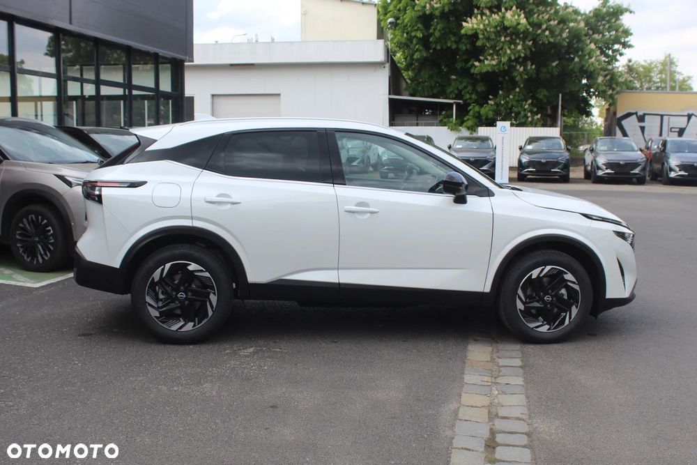 Nissan Qashqai 1.3 DIG-T MHEV N-Connecta Xtronic - 6