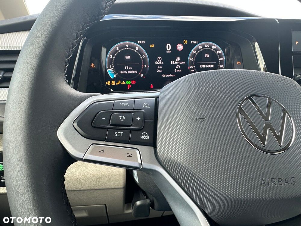 Volkswagen california Nowa California Beach silnik: 2,0 l TSI OPF 204 KM / skrzynia biegów: 7-biegowa DSG rozstaw osi: 3124 mm - 19