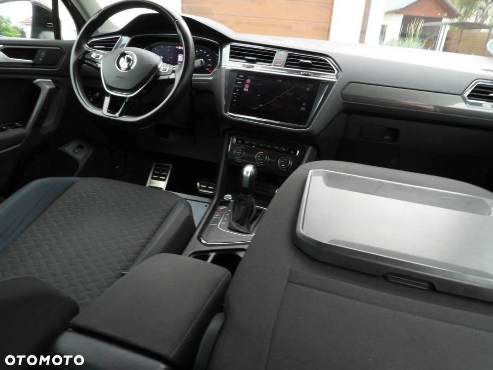 Volkswagen Tiguan 2.0 TDI SCR DSG IQ.DRIVE - 32