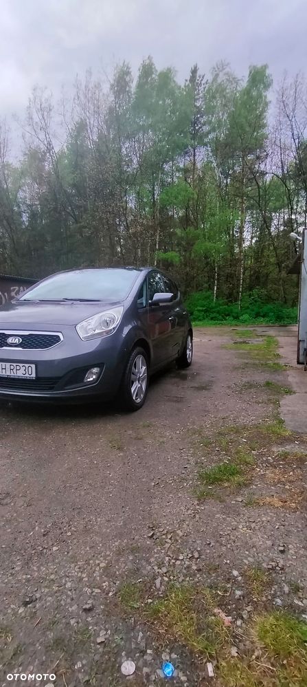 Kia Venga 1.4 CRDi M - 2
