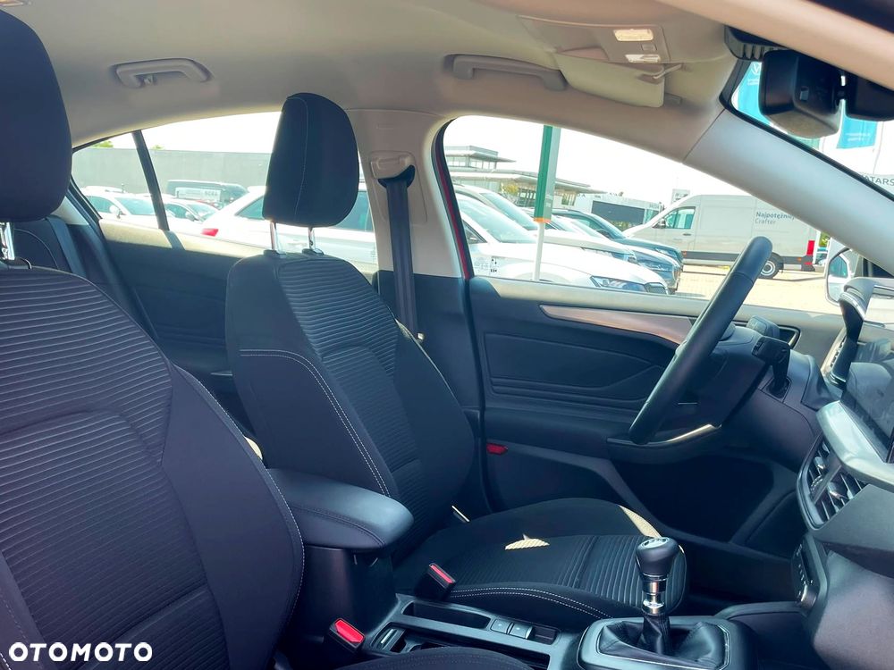 Ford Focus 1.0 EcoBoost mHEV Titanium - 11