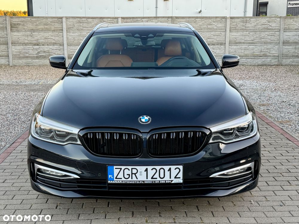 BMW Seria 5 525d Luxury Line - 14