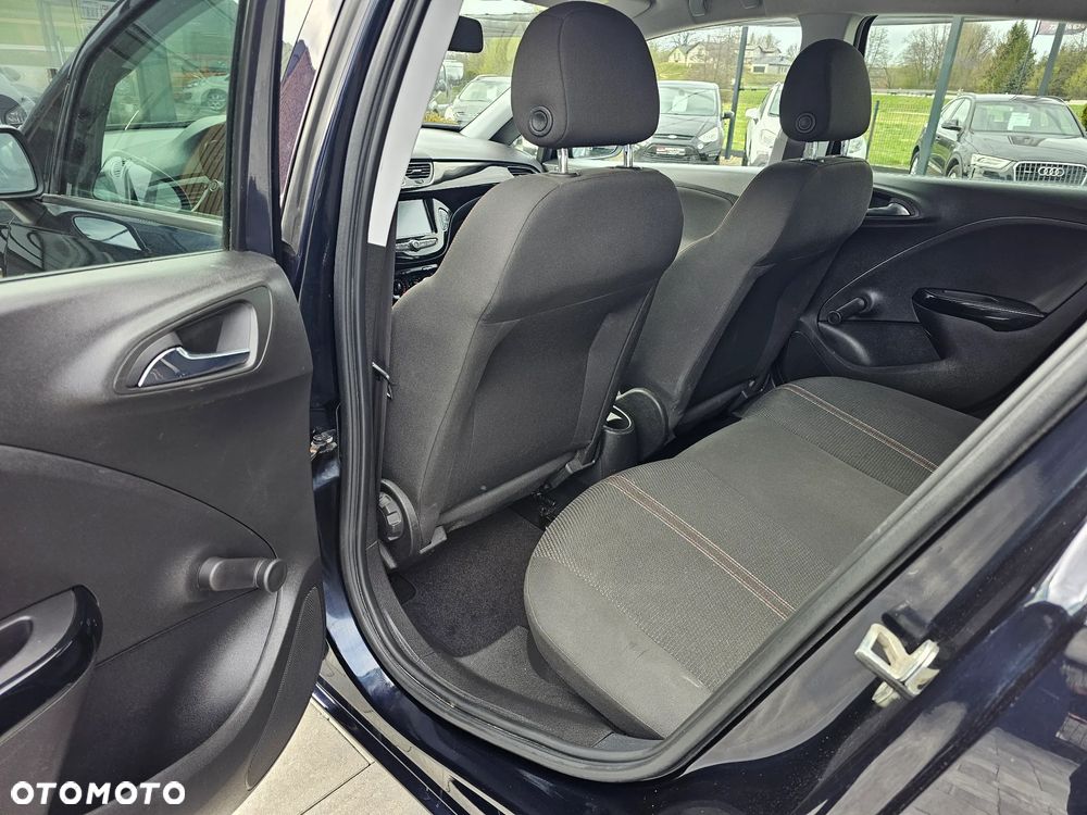 Opel Corsa 1.4 16V Cosmo - 9