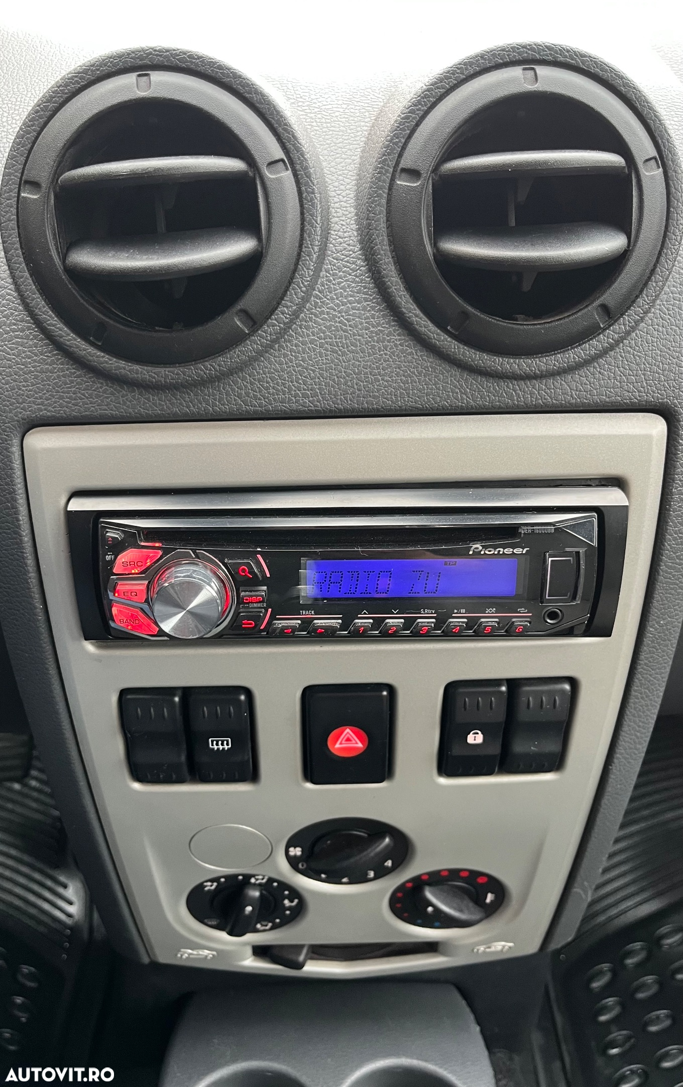 Dacia Logan MCV R90 1.6 Ambiance - 15