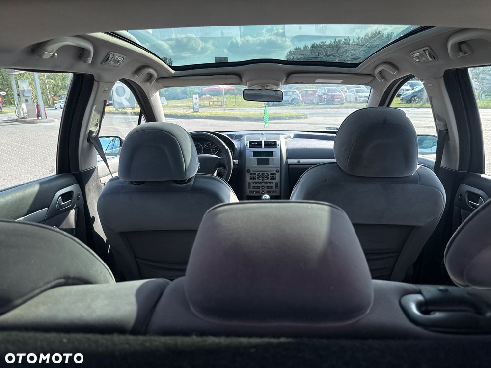 Peugeot 407 HDi 135 Premium - 21