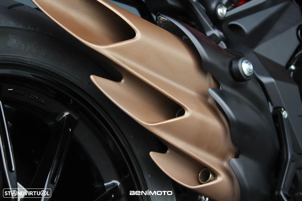 MV Agusta Dragster R - 16