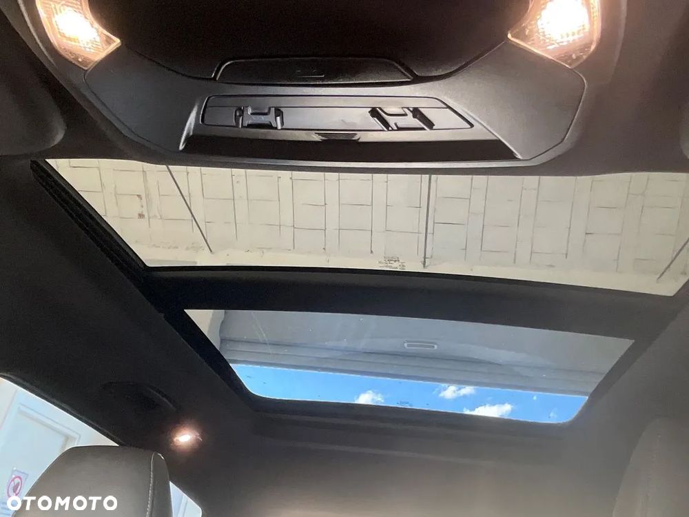 Ford Kuga 2.0 TDCi 4x4 ST-Line - 6