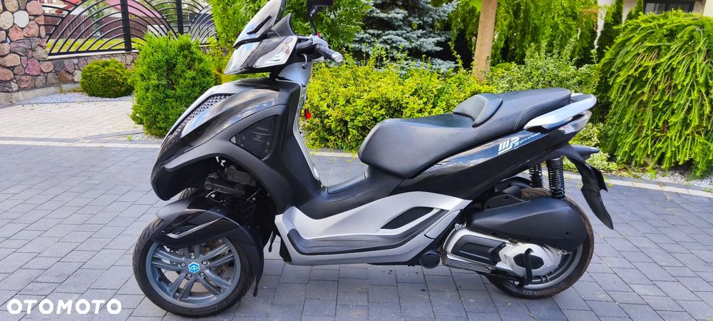 Piaggio MP-3 - 2