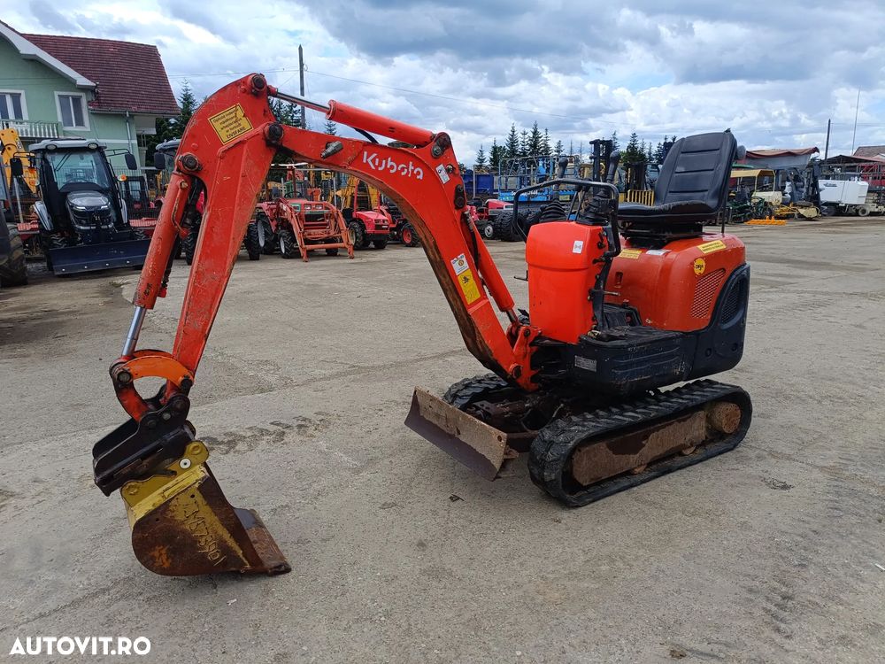 Kubota K008-3 - 3