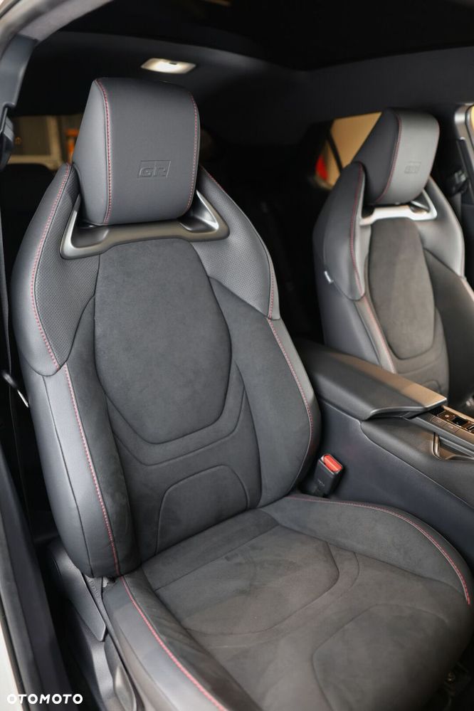 Toyota C-HR 2.0 Hybrid Dynamic Force GR Sport AWD - 18