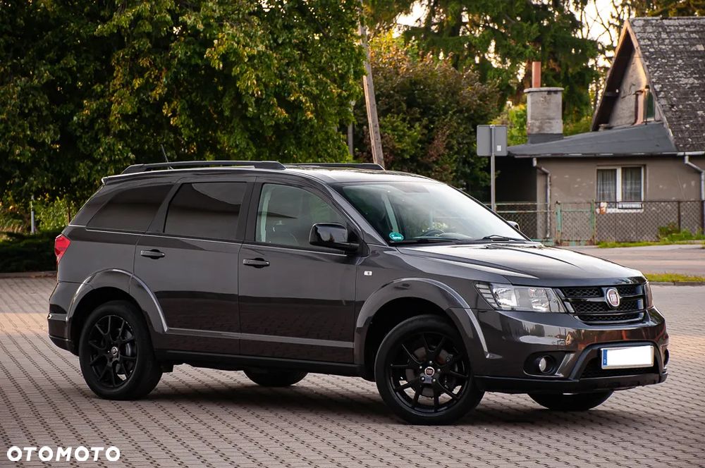 Fiat Freemont 2.0 Multijet 16V DPF Automatik Allrad Black Code - 4