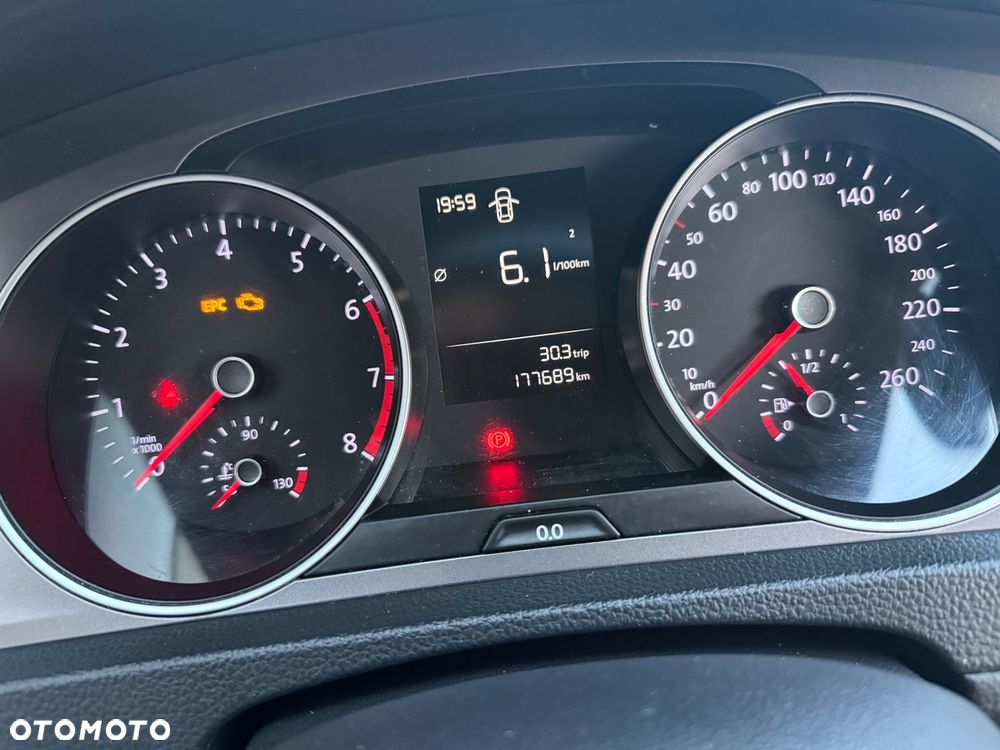 Volkswagen Golf 1.2 TSI BlueMot Trendline - 11