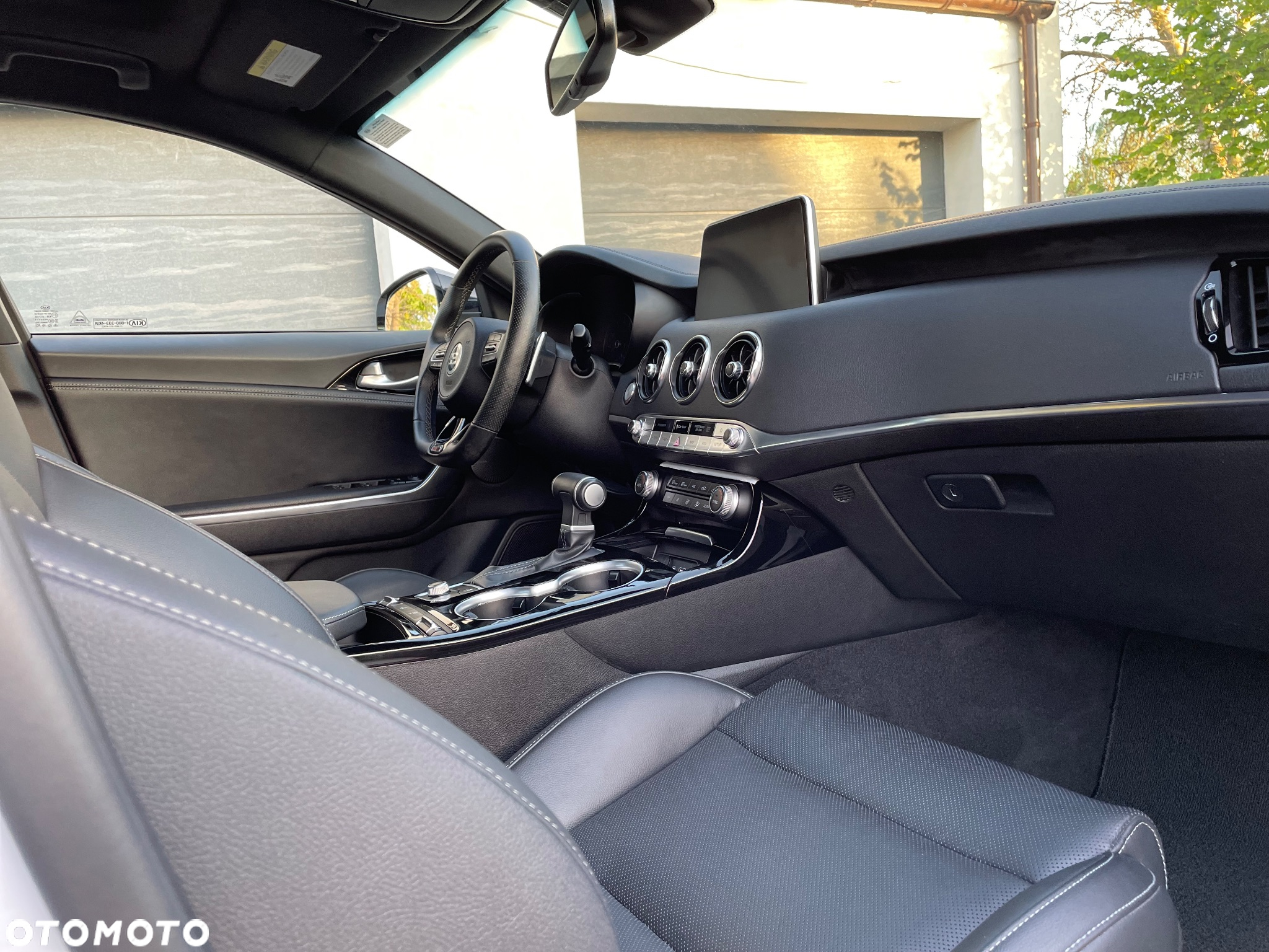 Kia Stinger 2.0 T-GDI GT Line - 26