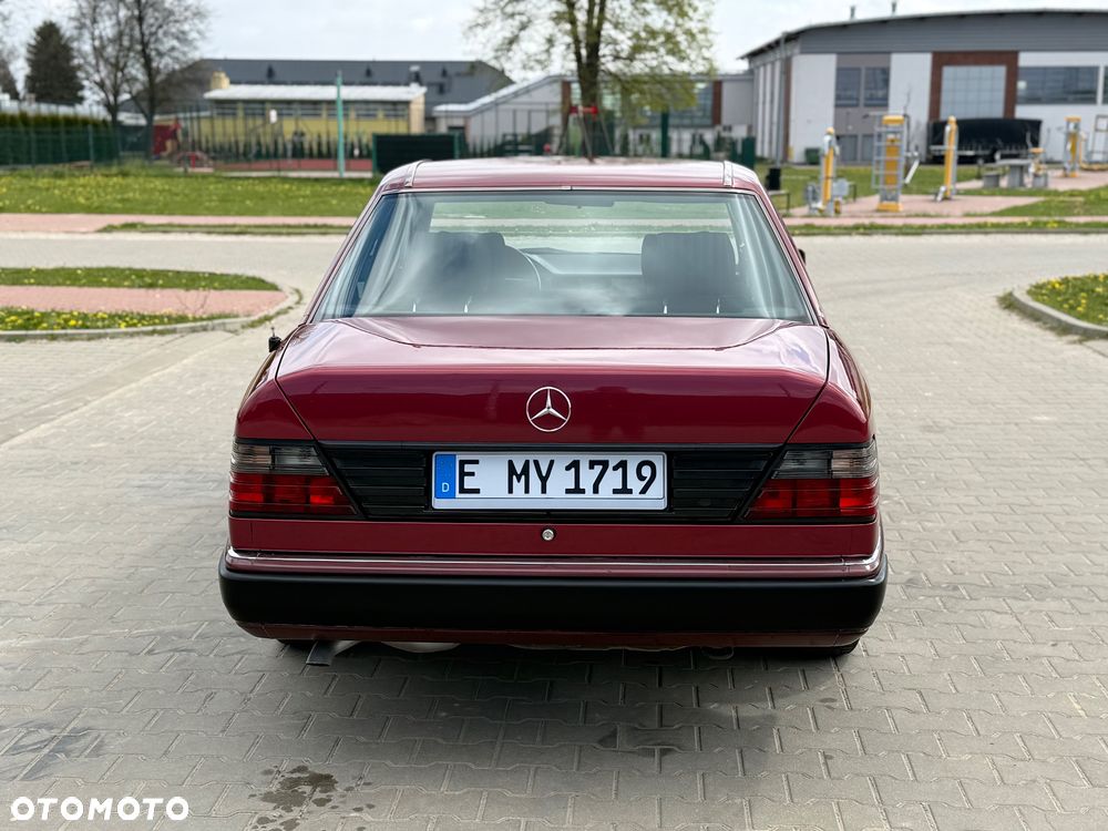 Mercedes-Benz W124 (1984-1993) - 9