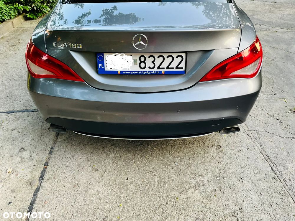 Mercedes-Benz CLA 180 - 4