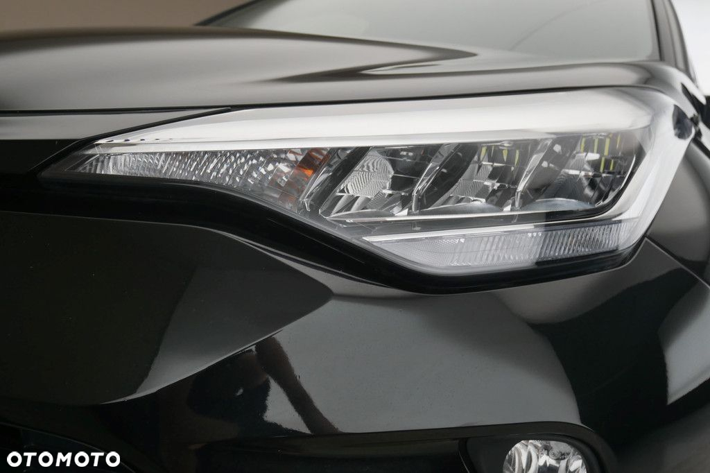 Toyota C-HR - 13