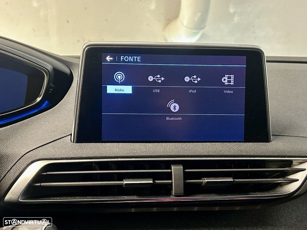 Peugeot 5008 1.2 PureTech Allure EAT8 - 27