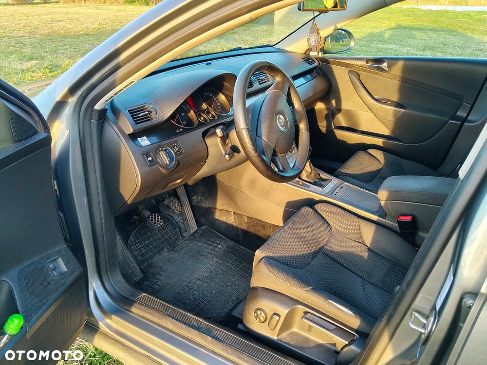 Volkswagen Passat 2.0 TDI Trendline - 6