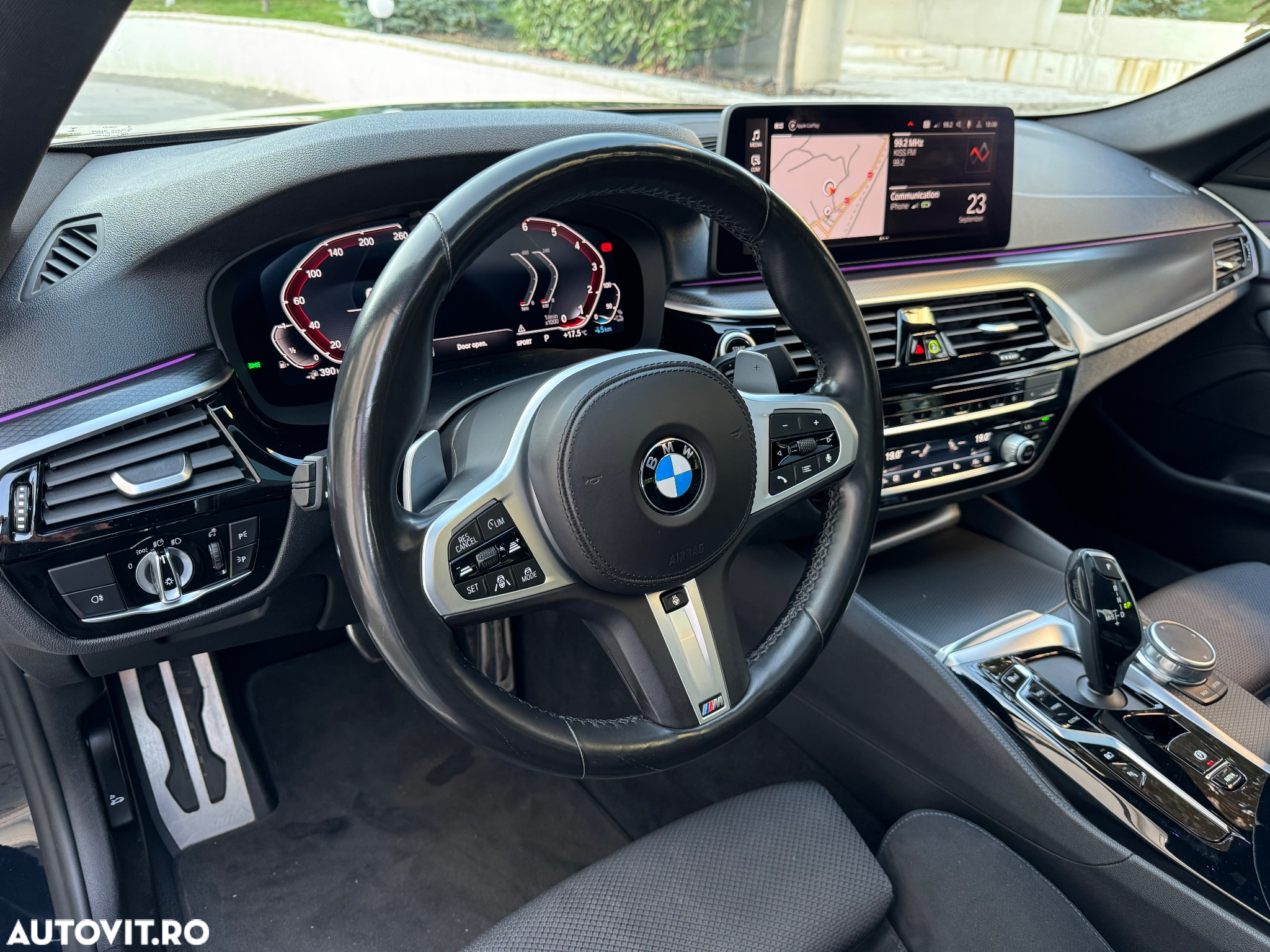 BMW Seria 5 530e Aut. - 3